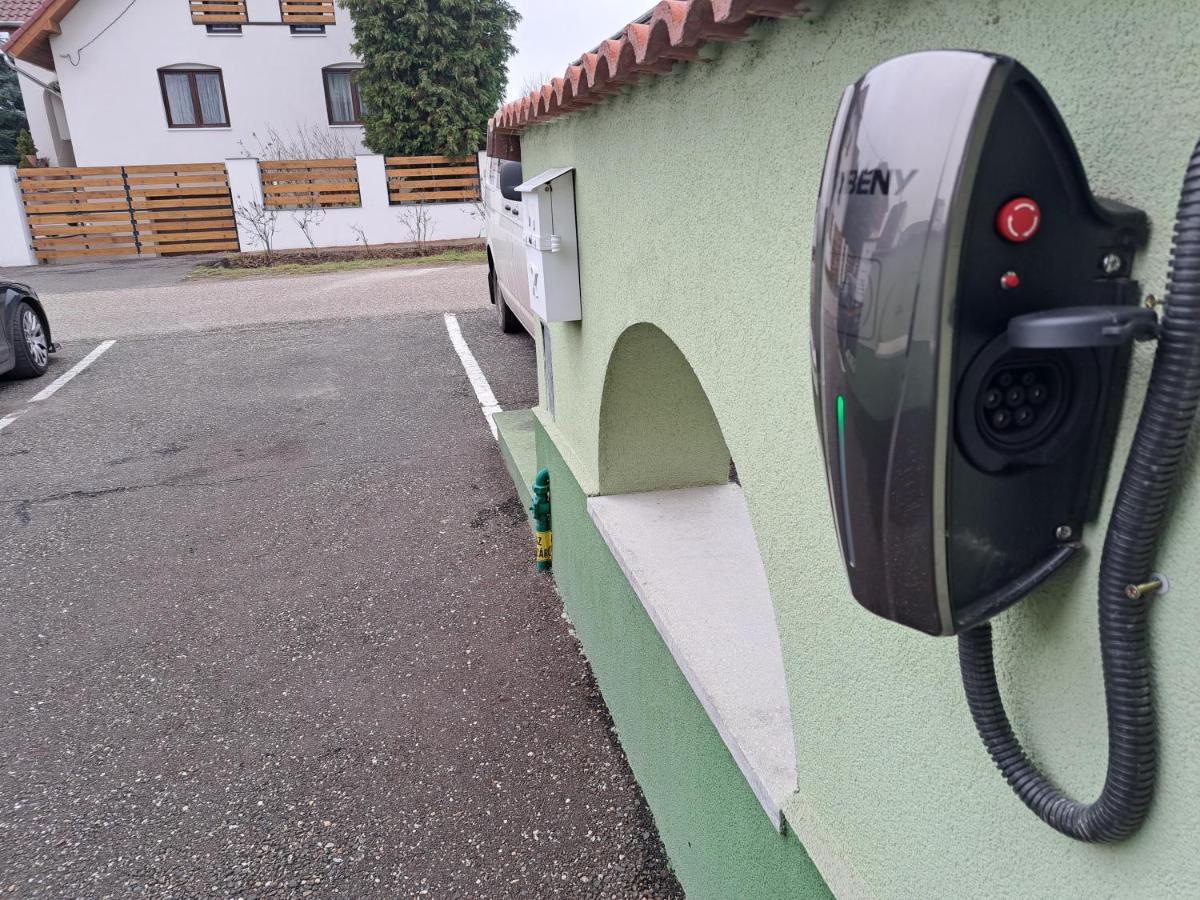 Hoforras Wellness Vendeghaz Otel Egerszalók Dış mekan fotoğraf