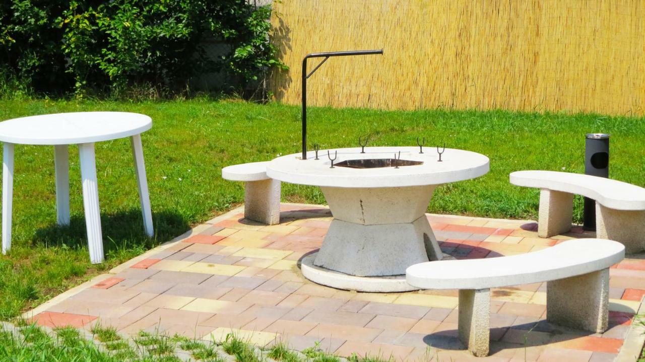 Hoforras Wellness Vendeghaz Otel Egerszalók Dış mekan fotoğraf